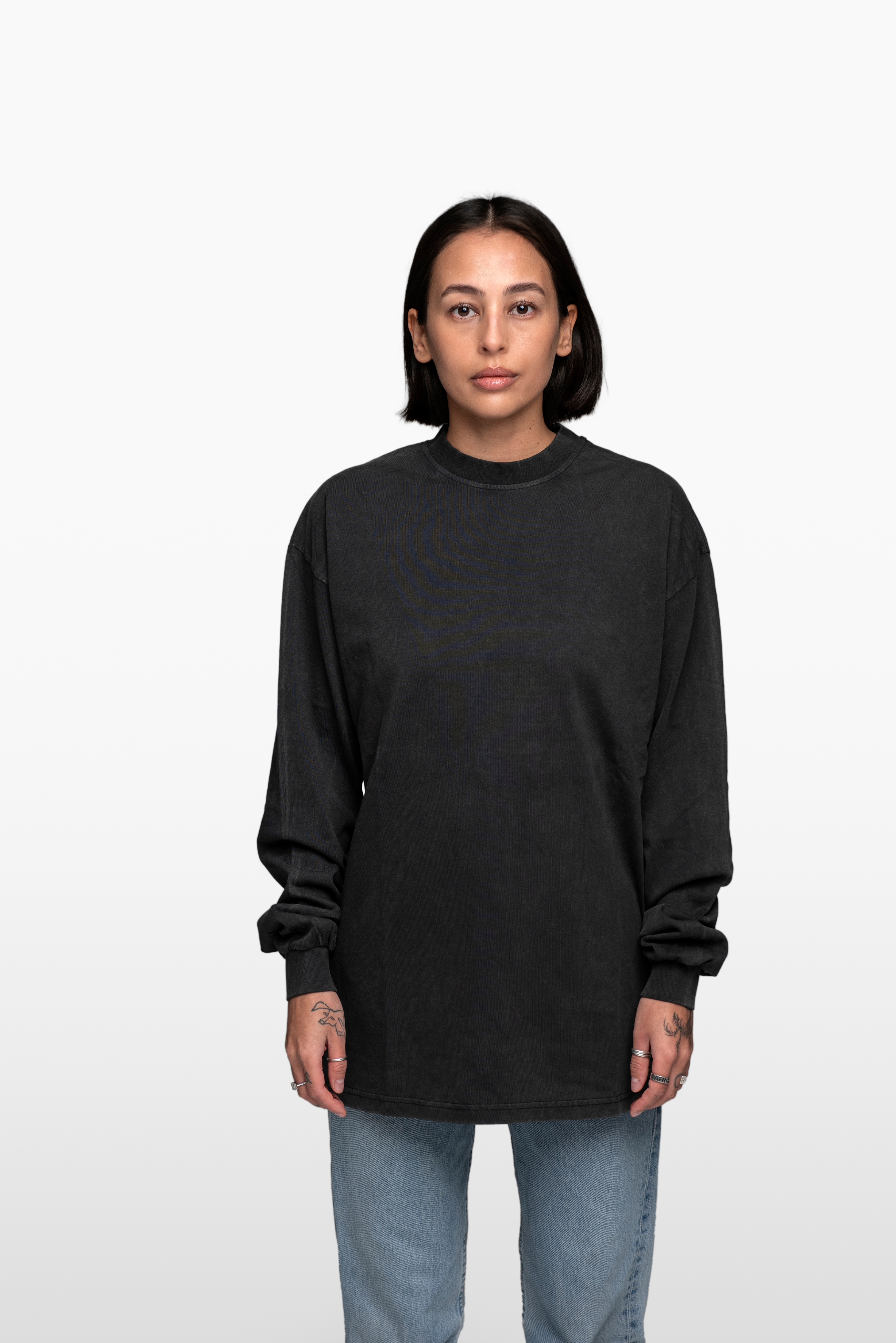 Long-sleeve T-shirt in Vintage Black