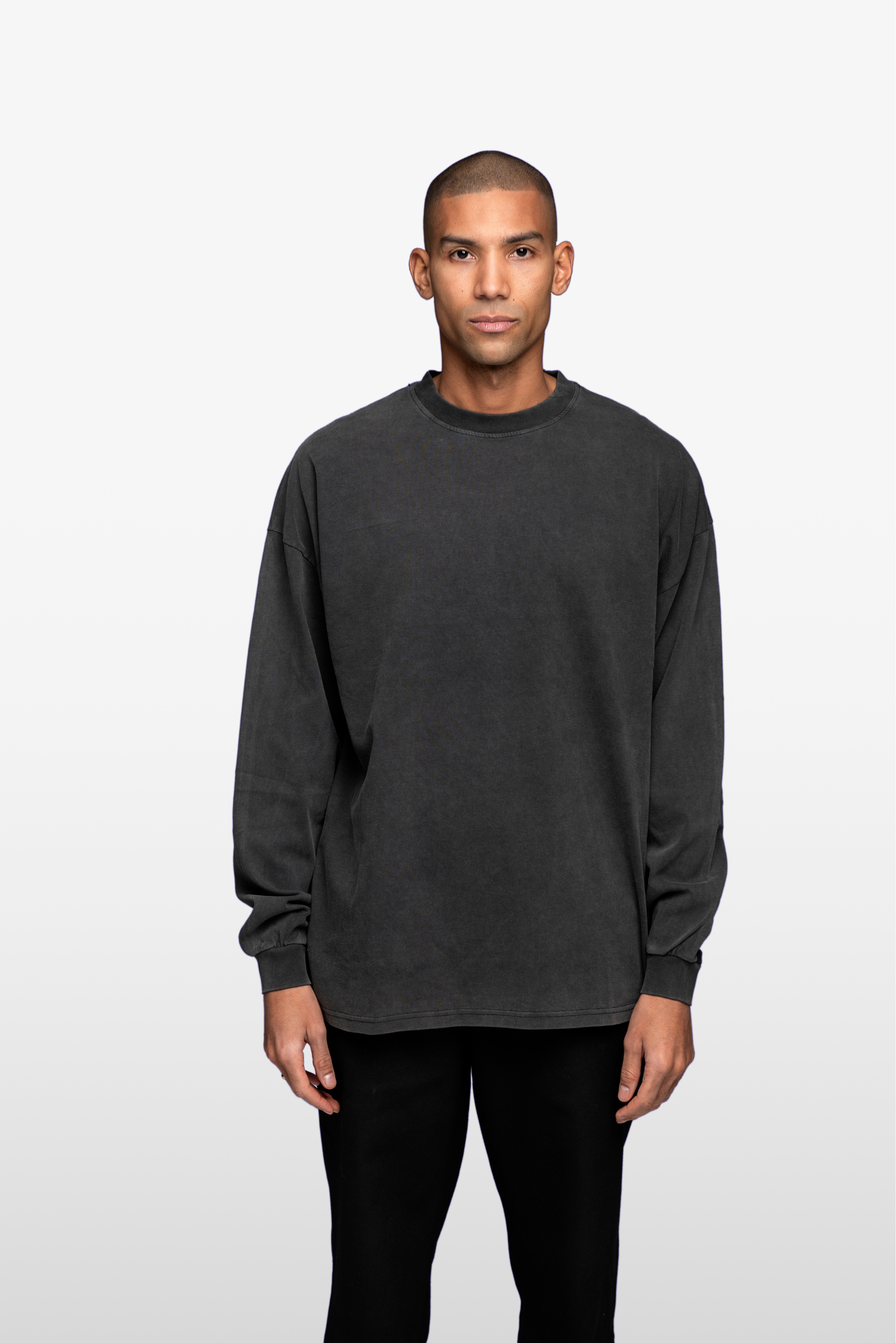 Long-sleeve T-shirt in Vintage Black