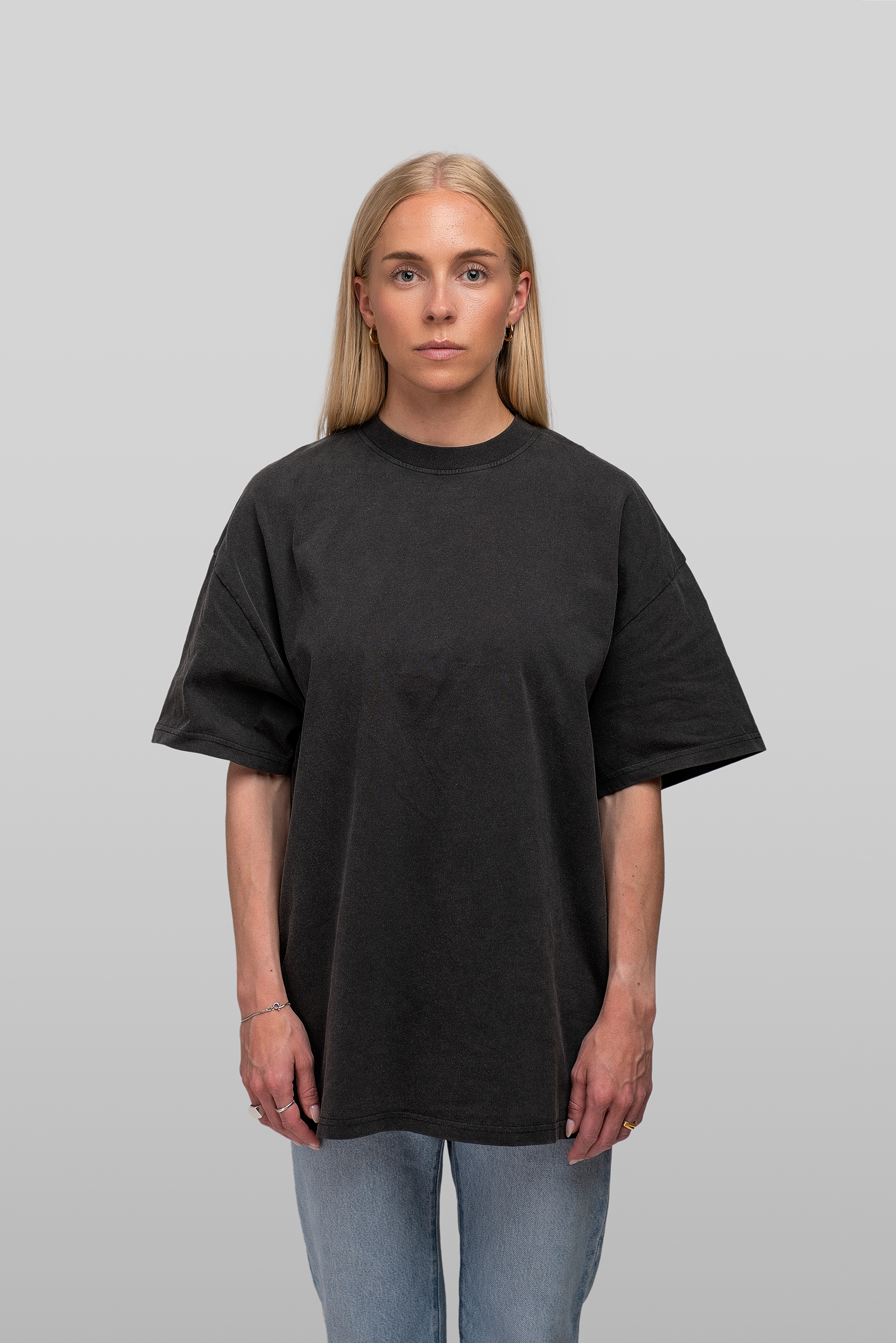 Box Fit T-shirt in Vintage Black